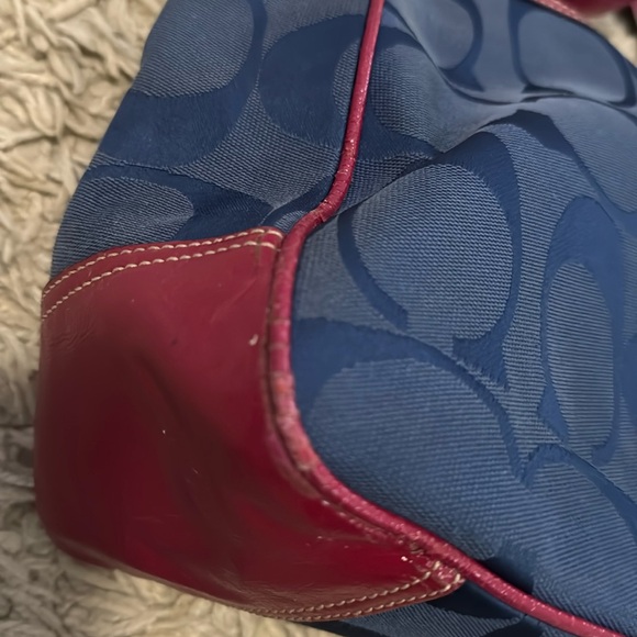 Coach Bag Laura Signature Canvas Tote - Picture 17 of 17